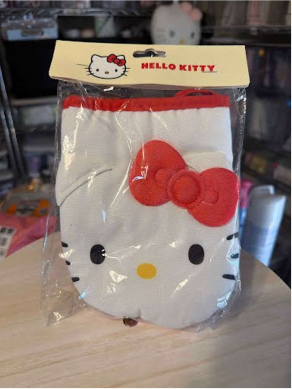 #HK-1147 Hello Kitty Licensed Oven Mitt